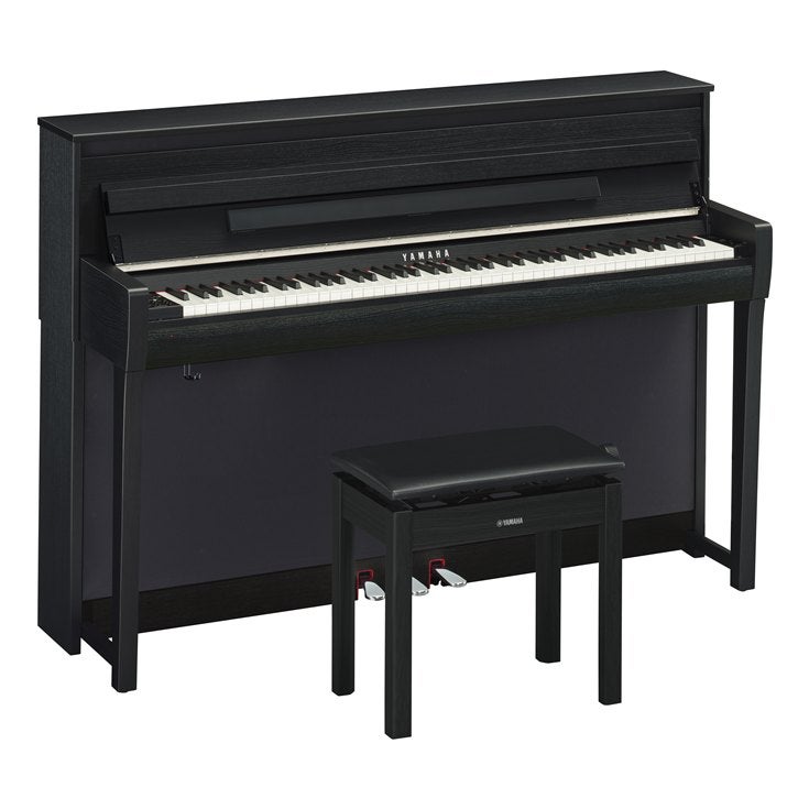 YAMAHA　Clavinova
CLP-685B
(ブラックウッド調仕上げ）