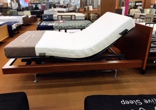 １階バリアフリー電動ベッド各種サイズ展示