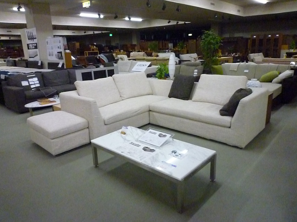 ソファ約5-50万円　売れ筋15-30万円