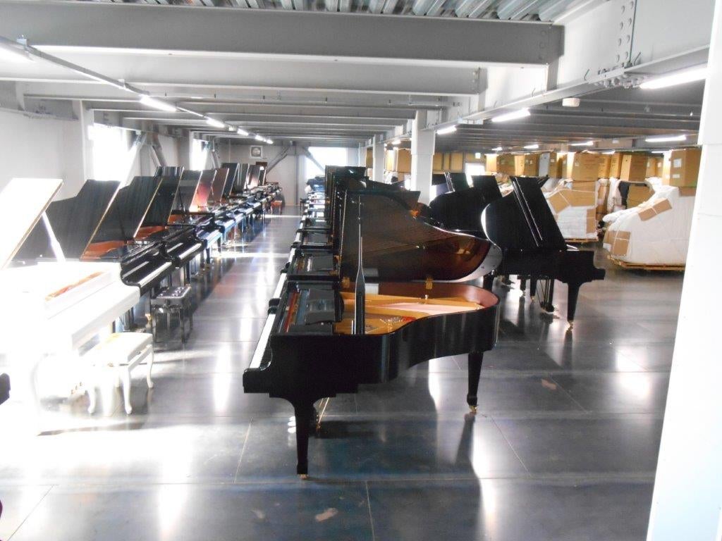USED ヤマハグランドピアノ　
販売価格1,050,000円（税込1,155,000円）