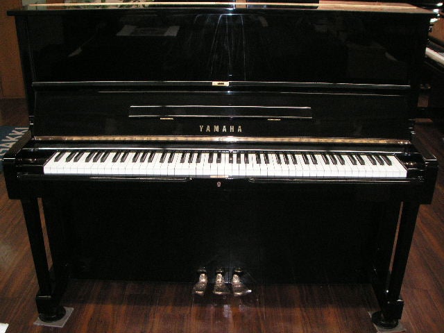 YAMAHA U1H㊥ ￥283,800 (税込)