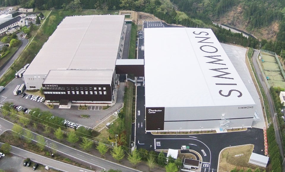 シモンズ富士小山工場からのお買い得ベッドが満載！