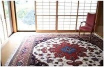 華麗で耐久性に優れた
ペルシャ絨毯の本流=ウール素材