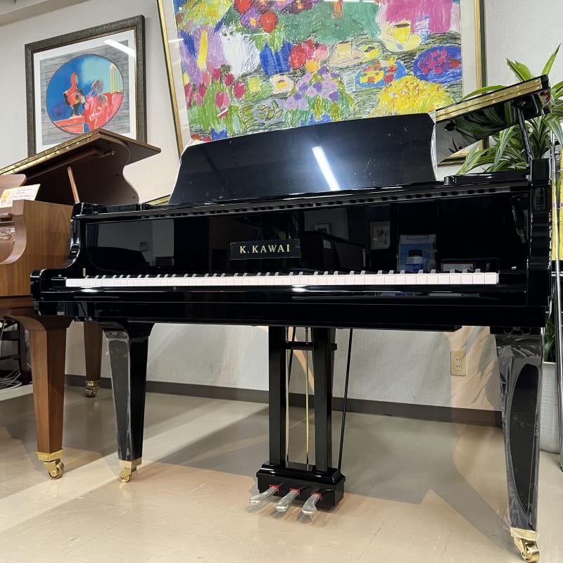 ヤマハ、カワイなど国産メーカーの中古＆新品グランドピアノも現品限りの大特価！
ヤマハ C3X espressivoとシゲルカワイ SK-3共にご試弾いただけます♪