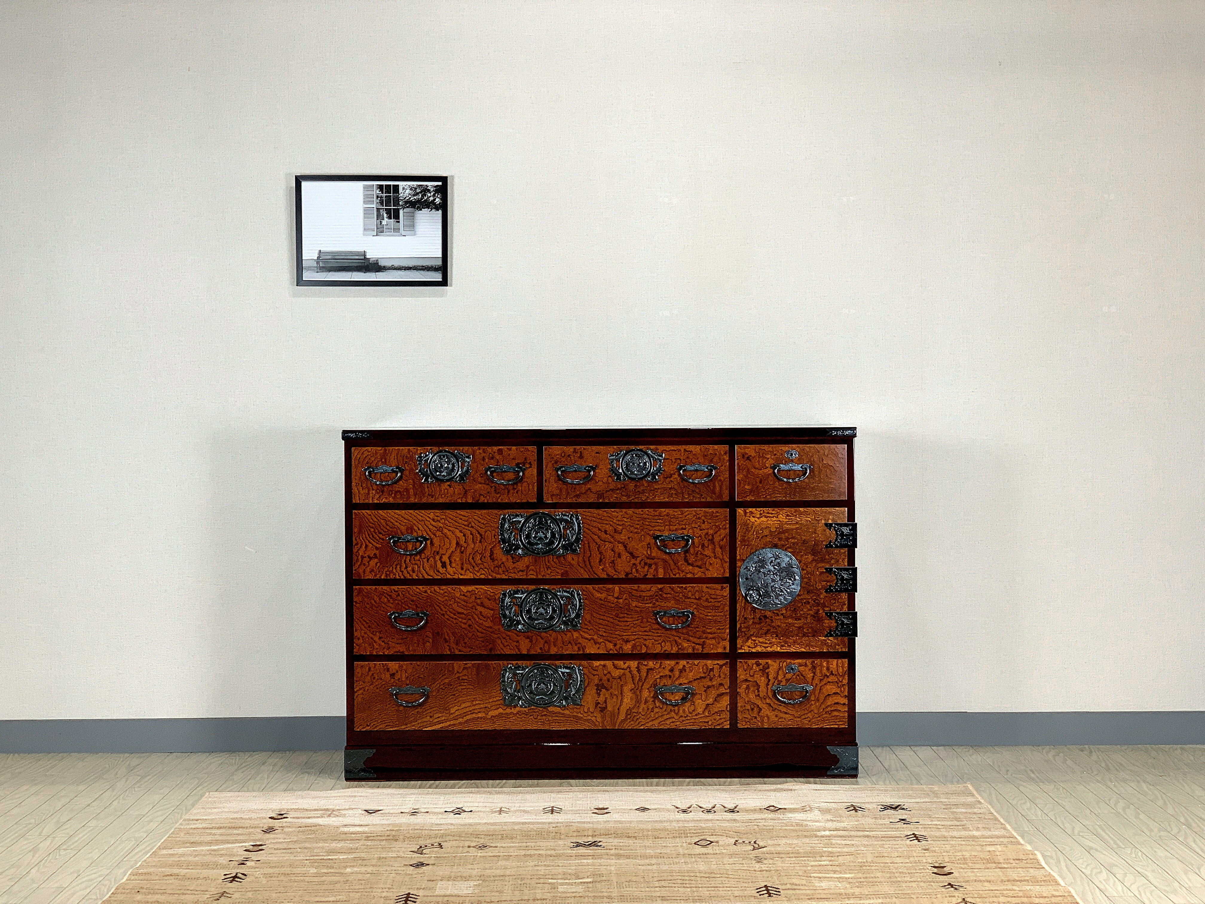 350年の伝統を今に伝える、二本松伝統家具。
