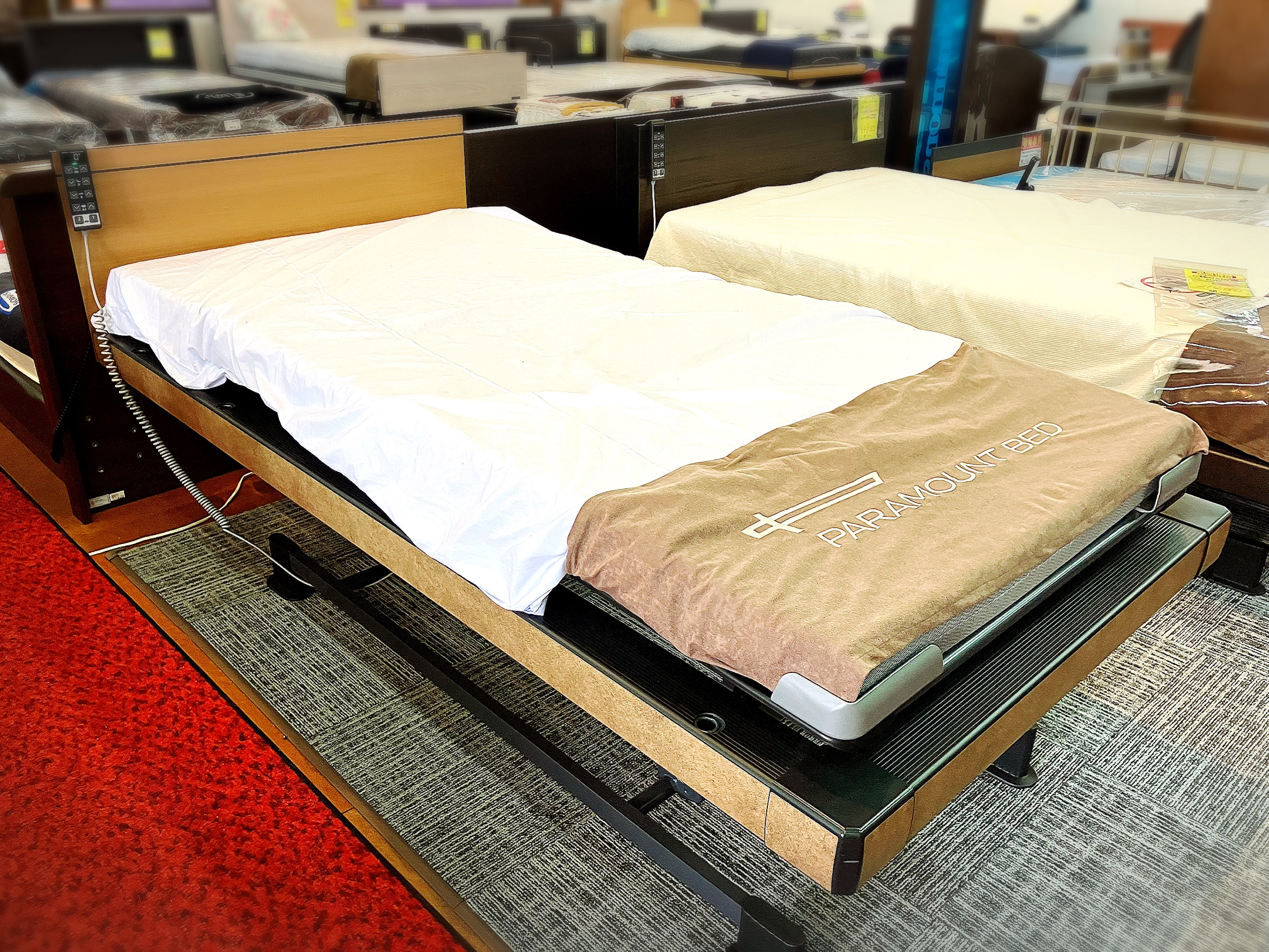 パラマウントベッド社のインタイム1000シリーズの旧製品がアウトレット品が残りわずかになりました！お急ぎください！

