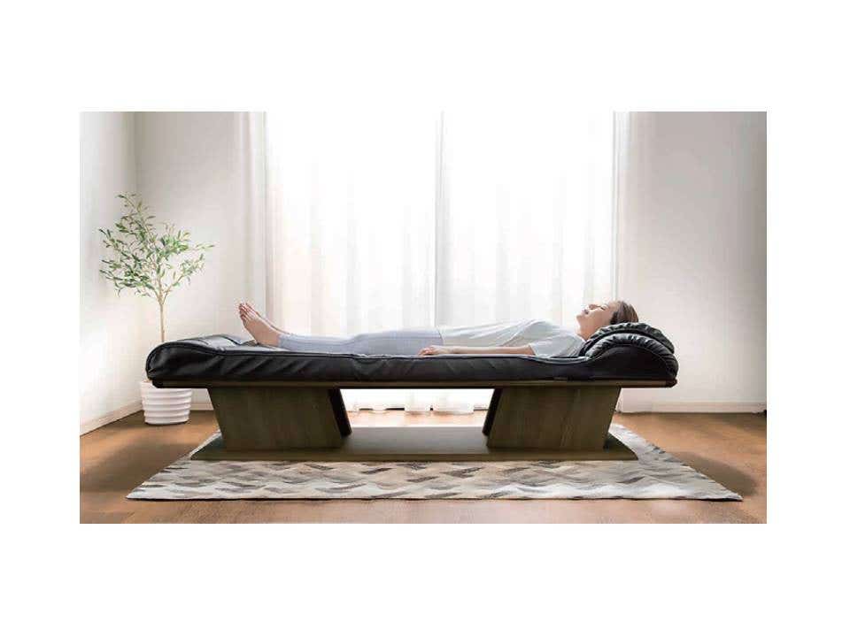 ベッド型マッサージ器「ラミダス」
全身治療で体のゆがみをメンテナンス