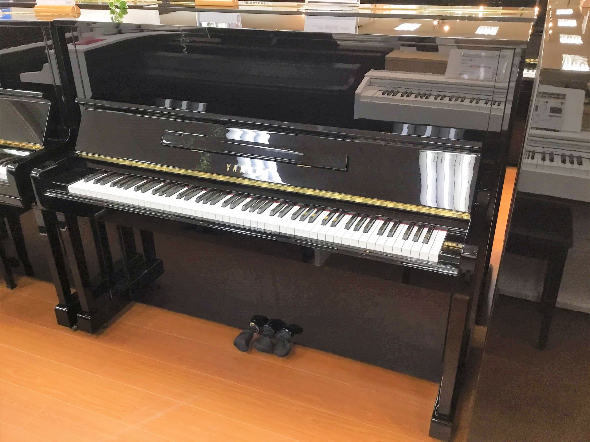 YAMAHA　U10BL　￥440,000(税込)