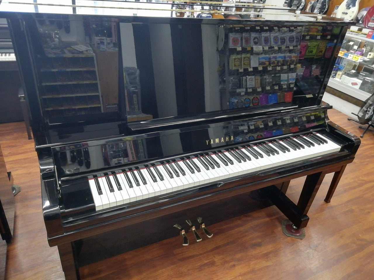 YAMAHA UX30Bl㊥
￥657,800(税込)