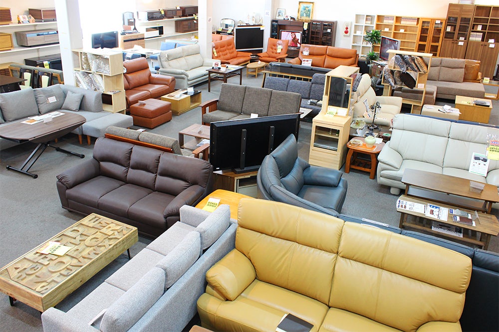 おしゃれなお部屋に欠かせないソファ、色々あります！