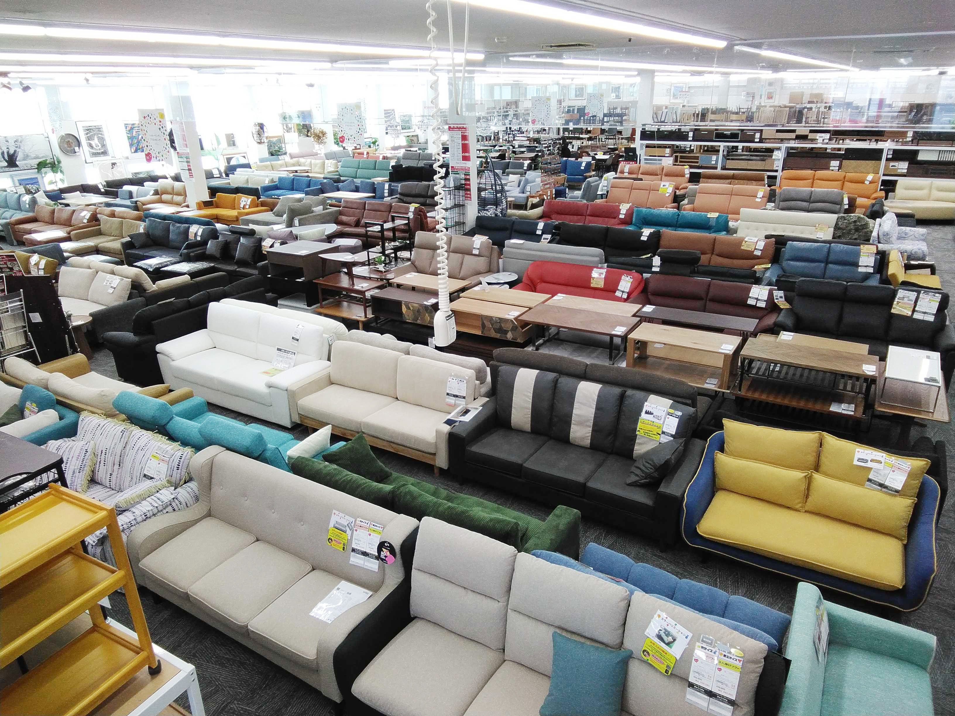 大手メーカー高品質ソファも特別価格に