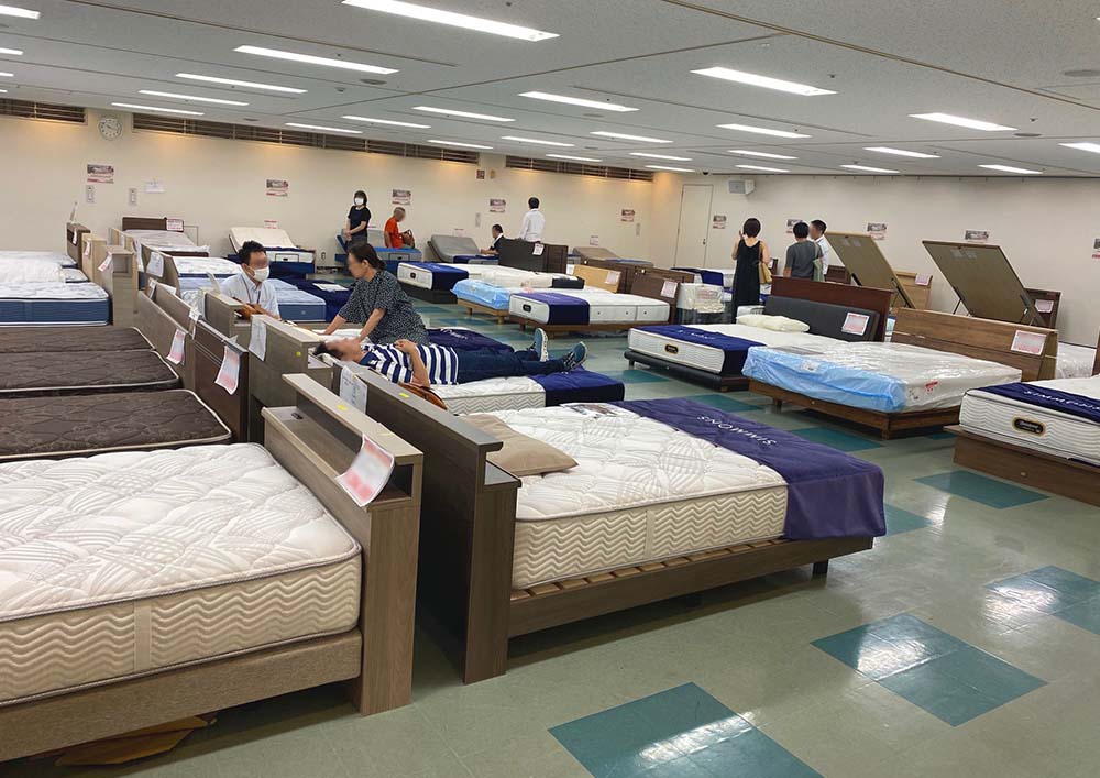 会場はツインメッセ静岡！シモンズ工場直送バーゲン！