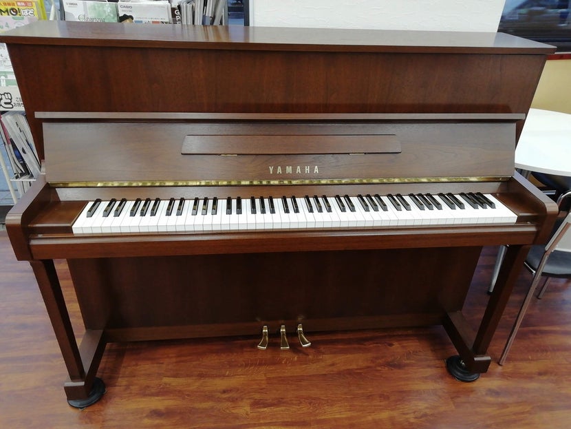 ヤマハの木目ピアノ
YAMAHA W116WT㊥
￥437,800(税込)