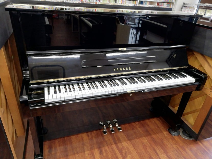 ベーシックピアノの決定版！
YAMAHA U1H㊥
￥283,800(税込)