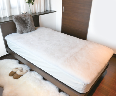 体験会のために特別にご用意した
まるで雲の上で眠っているような気持ち良さ
「ムートンシーツ」