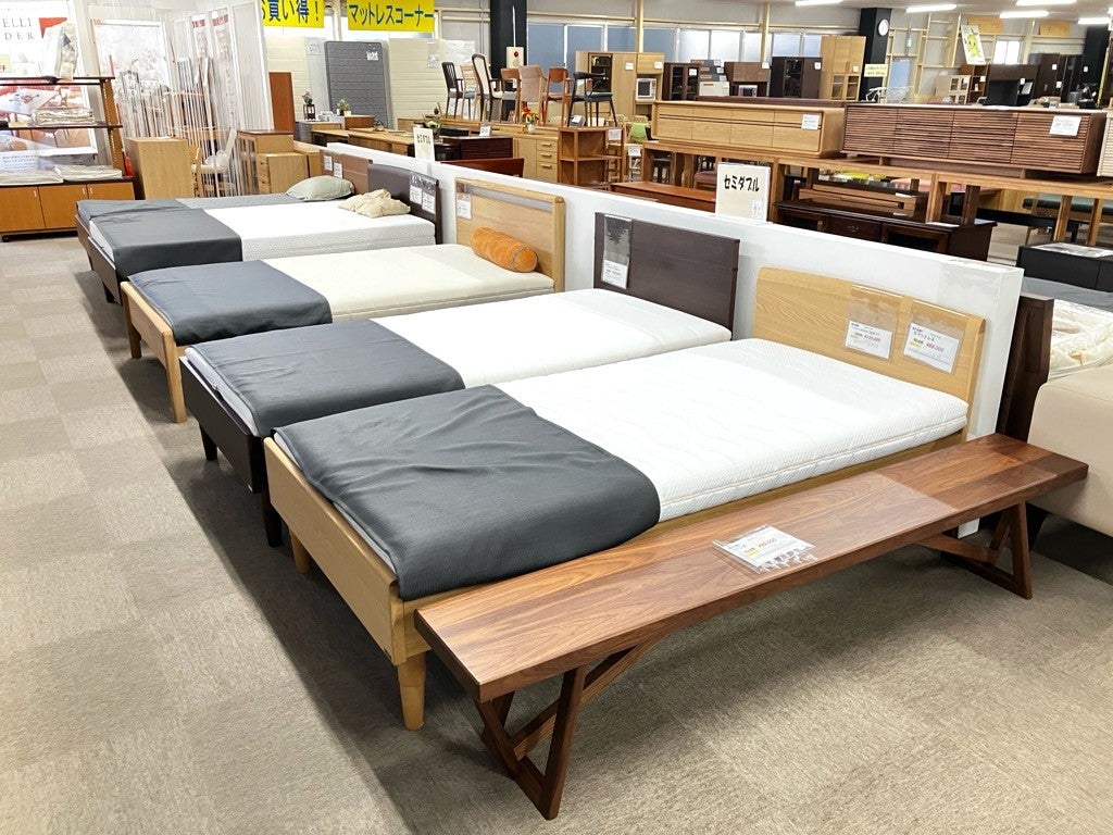 体感してみませんか？カリモクのベッド。