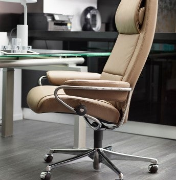 リラックスと集中の快適性を
両立したホームオフィス