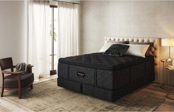 大丸神戸店 「シモンズベッド 100thコレクションフェア」｜兵庫県の