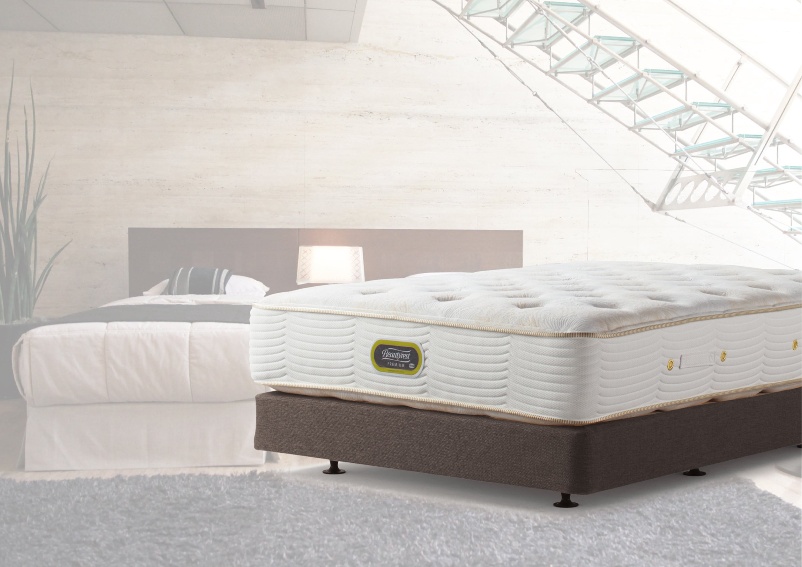「眠り」のプロフェッショナル、高級ホテルが認めたシモンズのダブルクッション
