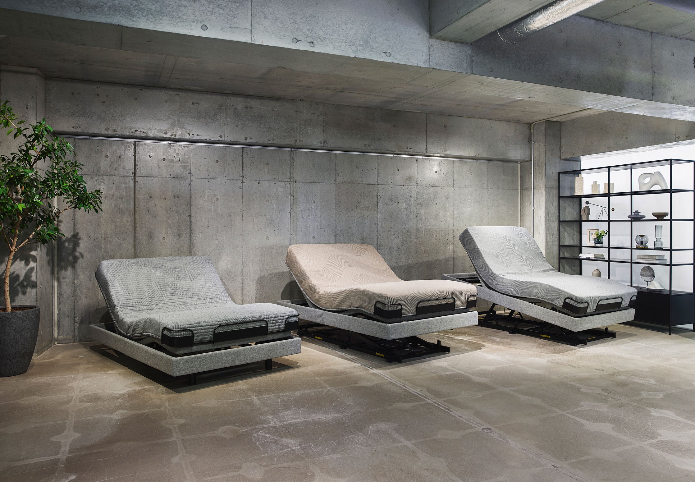 次世代型マルチ機能付き電動リクライニングベッド「IDモーション」