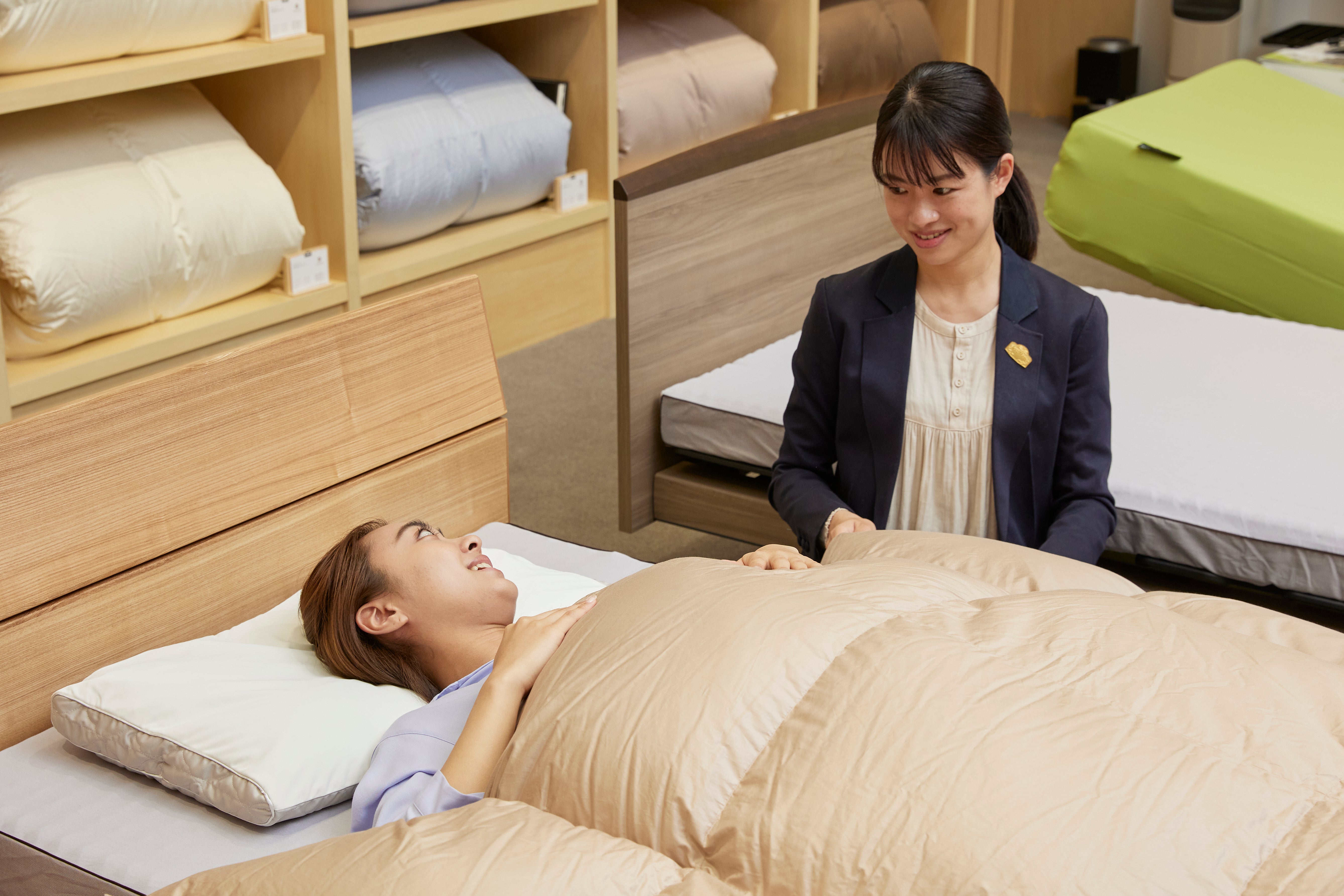 羽毛掛けふとん掛け比べ