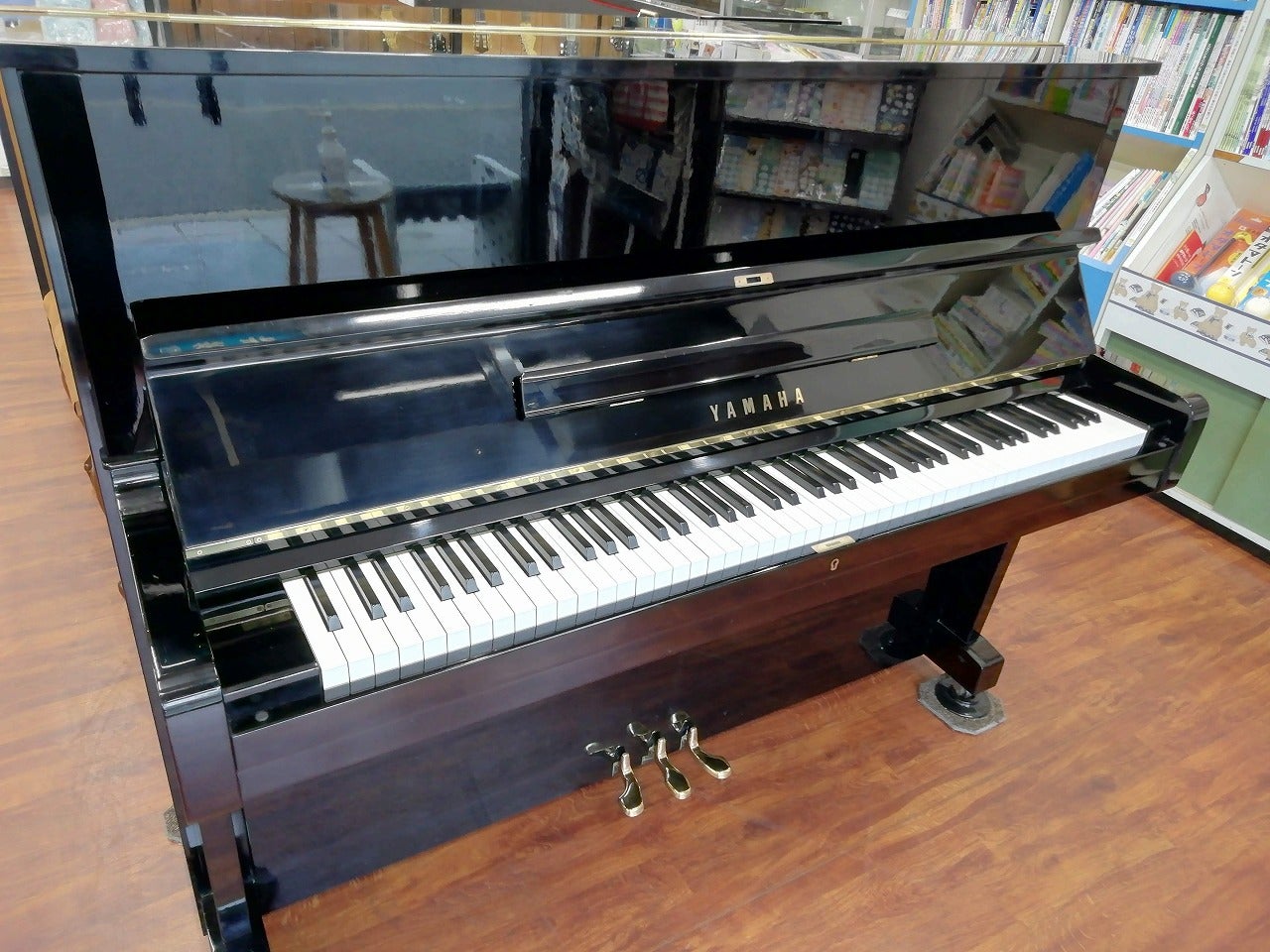 半期に一度 決算特別ピアノ大特売！｜大阪府のアウトレット家具