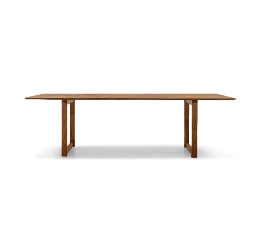 シャープなシルエットがもたらす軽快なデザイン
「UT2 DINING TABLE