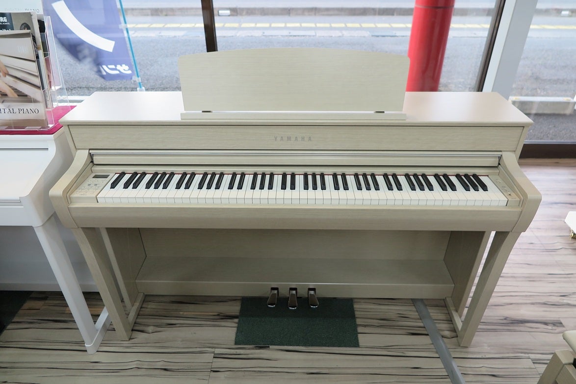 ヤマハ　CLP-745WA     中古　
セール現金売価　132,000円
