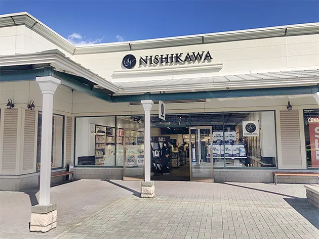 SHOWA NISHIKAWA御殿場プレミアム・アウトレット店の様子